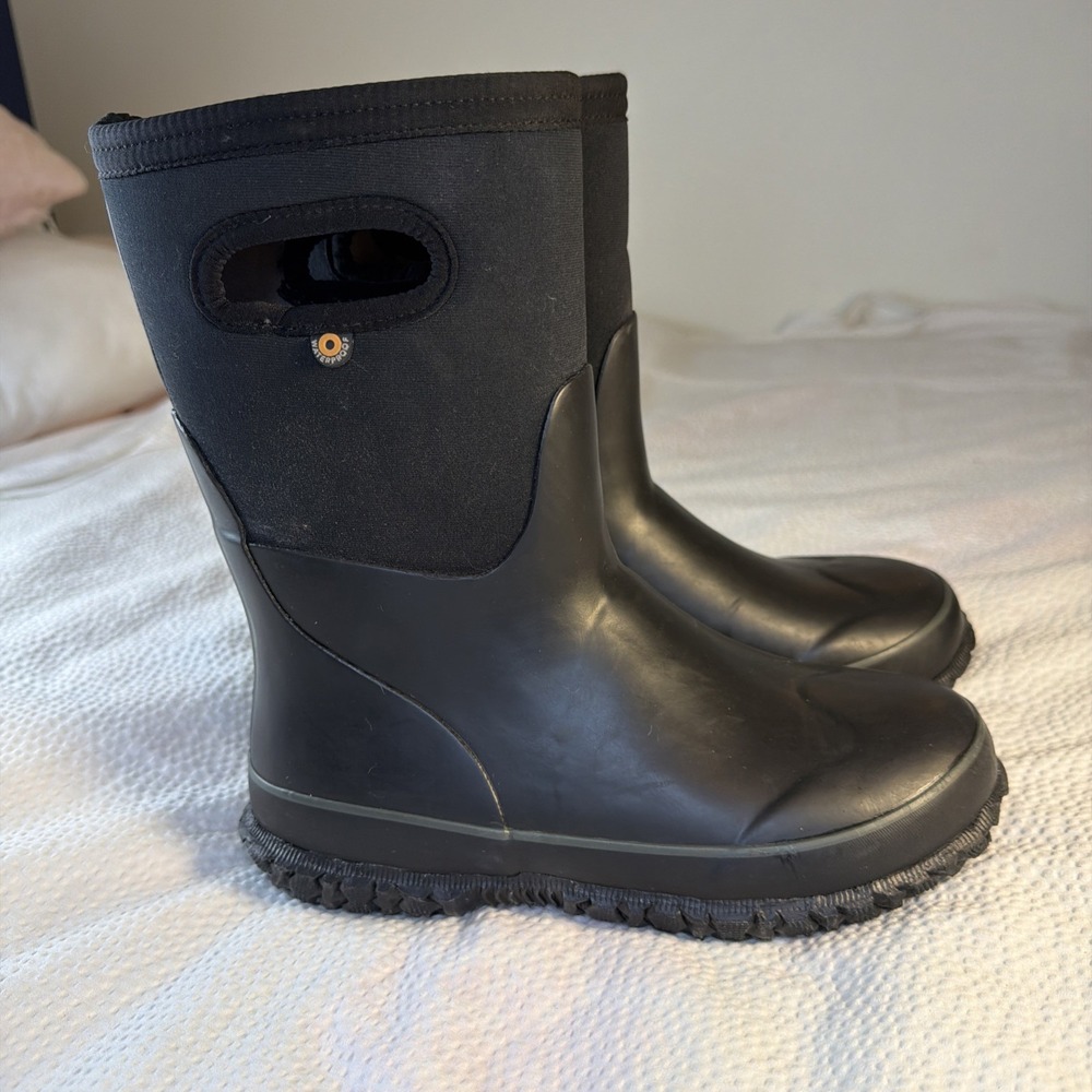 Youth BOGS Classic High Handle Waterproof Pull On Boots Black YOUTH SIZE 4